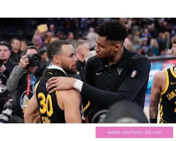 库里冲刺附加赛两连胜 曾以为十天复出未考虑赛季报销